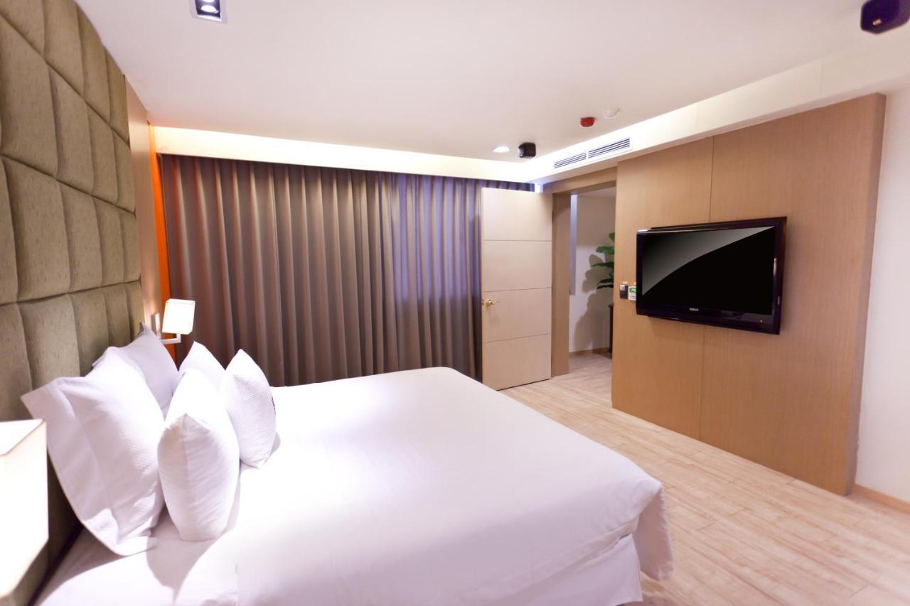 168 Motel-Hsinchu Екстериор снимка
