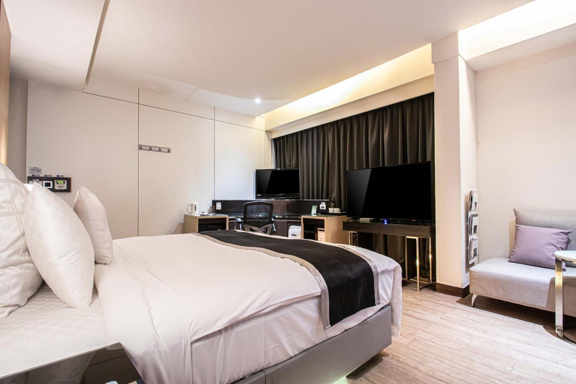168 Motel-Hsinchu Екстериор снимка