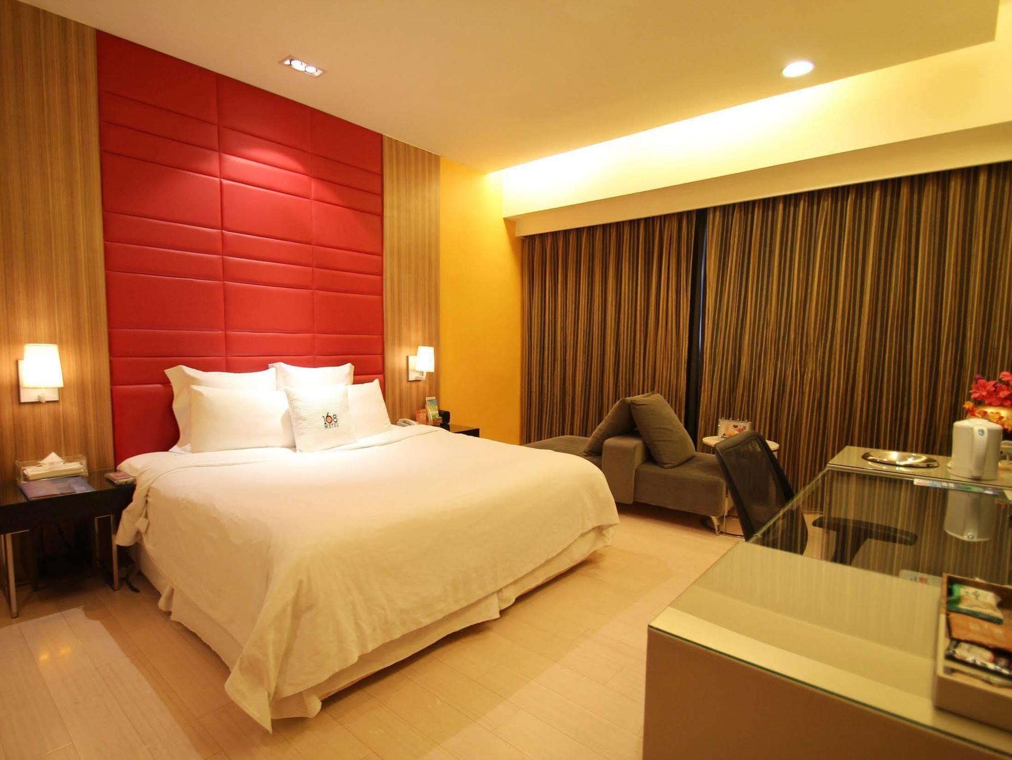 168 Motel-Hsinchu Екстериор снимка
